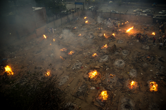 Mass cremation of COVID-19 victims, Delhi