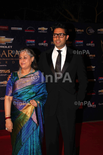 Abhishek Bachchan, Jaya Bachchan