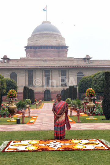 Amrit Udyan or Mughal Gardens  at President House 