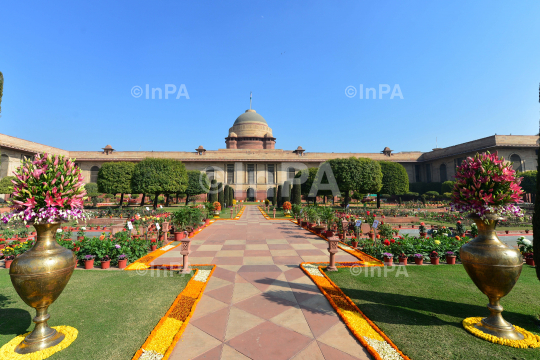 Amrit Udyan or Mughal Gardens  at President House 