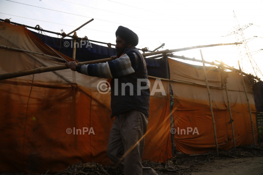 Farmers winding up after ending protest