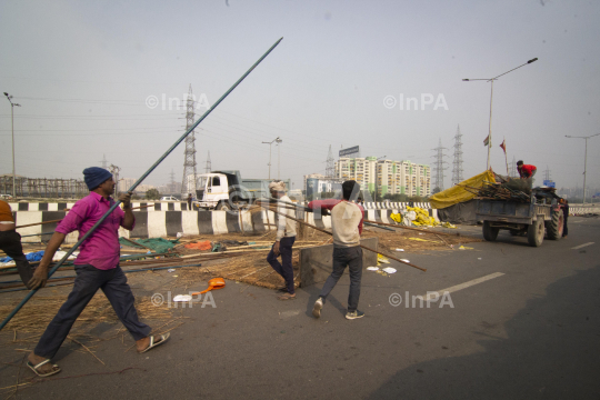 Farmers winding up after ending protest