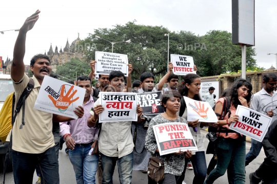 Female photojournalist gang-raped in Mumbai