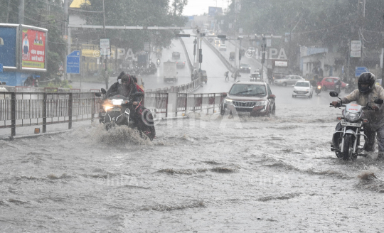 Heavy rain Bhopal