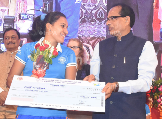 indian womans Hockey team caption Rani Rampal and Shivraj singh 