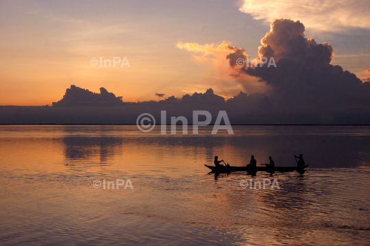 INPA06051228