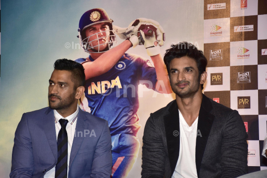 Mahendra Singh Dhoni, Sushant Singh Rajput