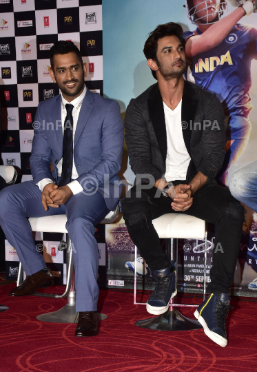 Mahendra Singh Dhoni, Sushant Singh Rajput