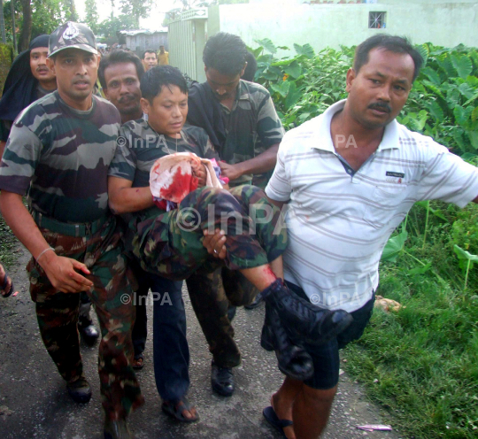 Man Vs Wild: Leopard attacks in Siliguri, India