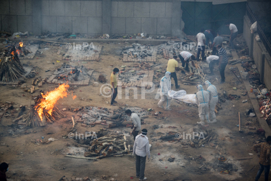 Mass cremation of COVID-19 victims, Delhi