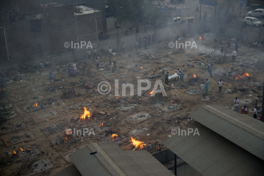 Mass cremation of COVID-19 victims, Delhi