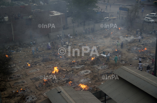 Mass cremation of COVID-19 victims, Delhi