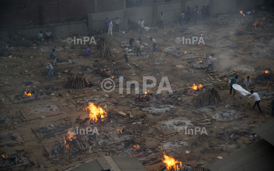 Mass cremation of COVID-19 victims, Delhi