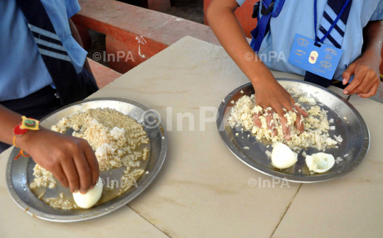 Mid-day meal, India