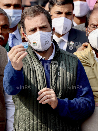 Opposition parties march