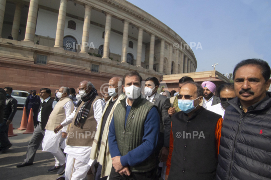 Opposition parties march