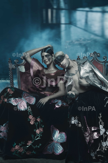 Phygital Lotus Make-Up India Fashion Week Spring Summer 2021