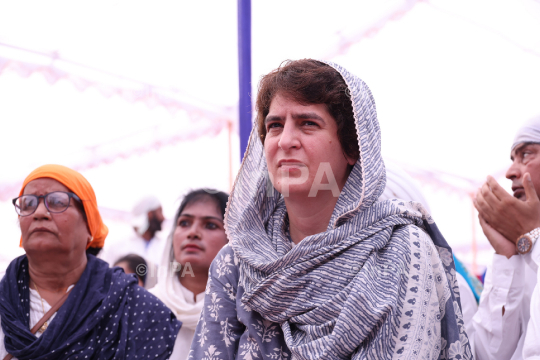 Priyanka Gandhi paying tributes to Lakhimpur Kheri martyrs
