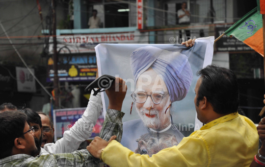 Protest against killing of five Indian soldiers