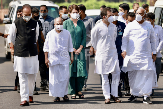 Rahul Gandhi Meets President over Lakhimpur Kheri Violence