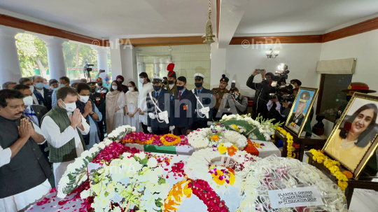 Rahul Gandhi Pays Tribute to CDS Gen Bipin Rawat