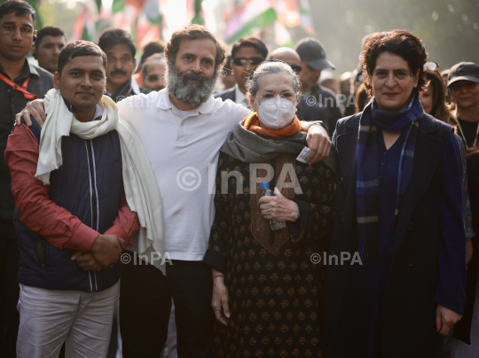 Rahul Gandhi, Sonia Gandhi, Priyanka Gandhi Vadra