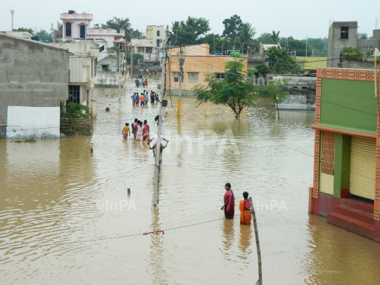 Some areas of Burdwan Town in under water due to rain on wednesday. Some hut also collapsed due to rain water. Burdwan Town observed 92 Millimeter rainfall during last 24 hours (11)