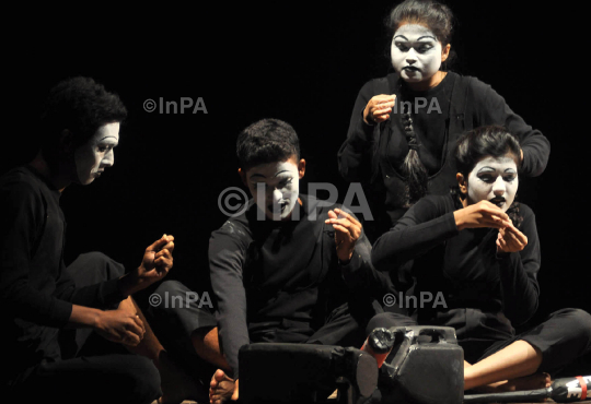 Students of Mime Academy performs Mime Show (Voice of Silence 2)