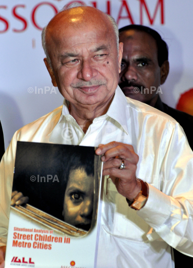 Union Home Minister Sushil Kumar Shinde 