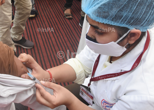 Unlock Market Before Veccination In Bhopal