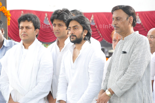 Vilasrao Deshmukh funeral in Latur